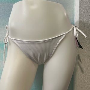NWT Wild Fable WhiteLow Rise Cheeky Bikini Bottoms